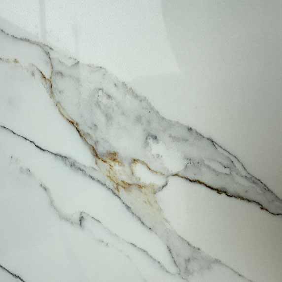 D7314 Calacatta Lux